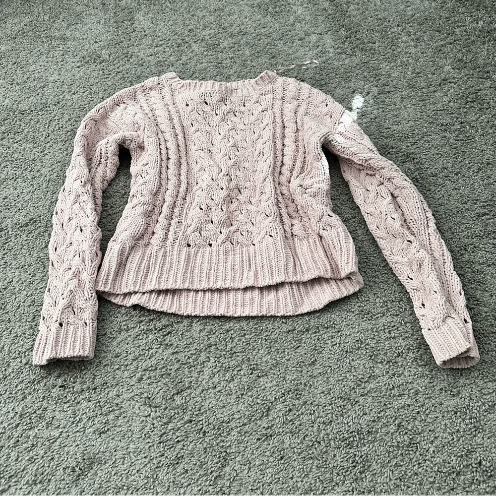 Gorgeous light pink sweater knit and soft luxurious and comfortable